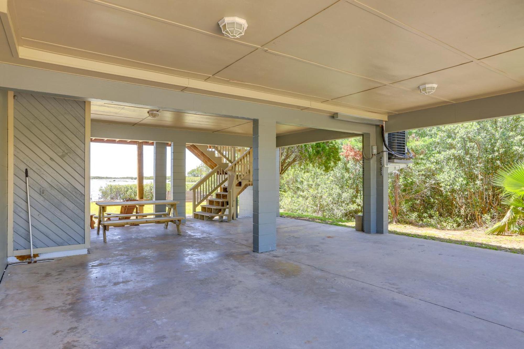 Waterfront Cedar Key Duplex Home Grill And Dock! Dış mekan fotoğraf