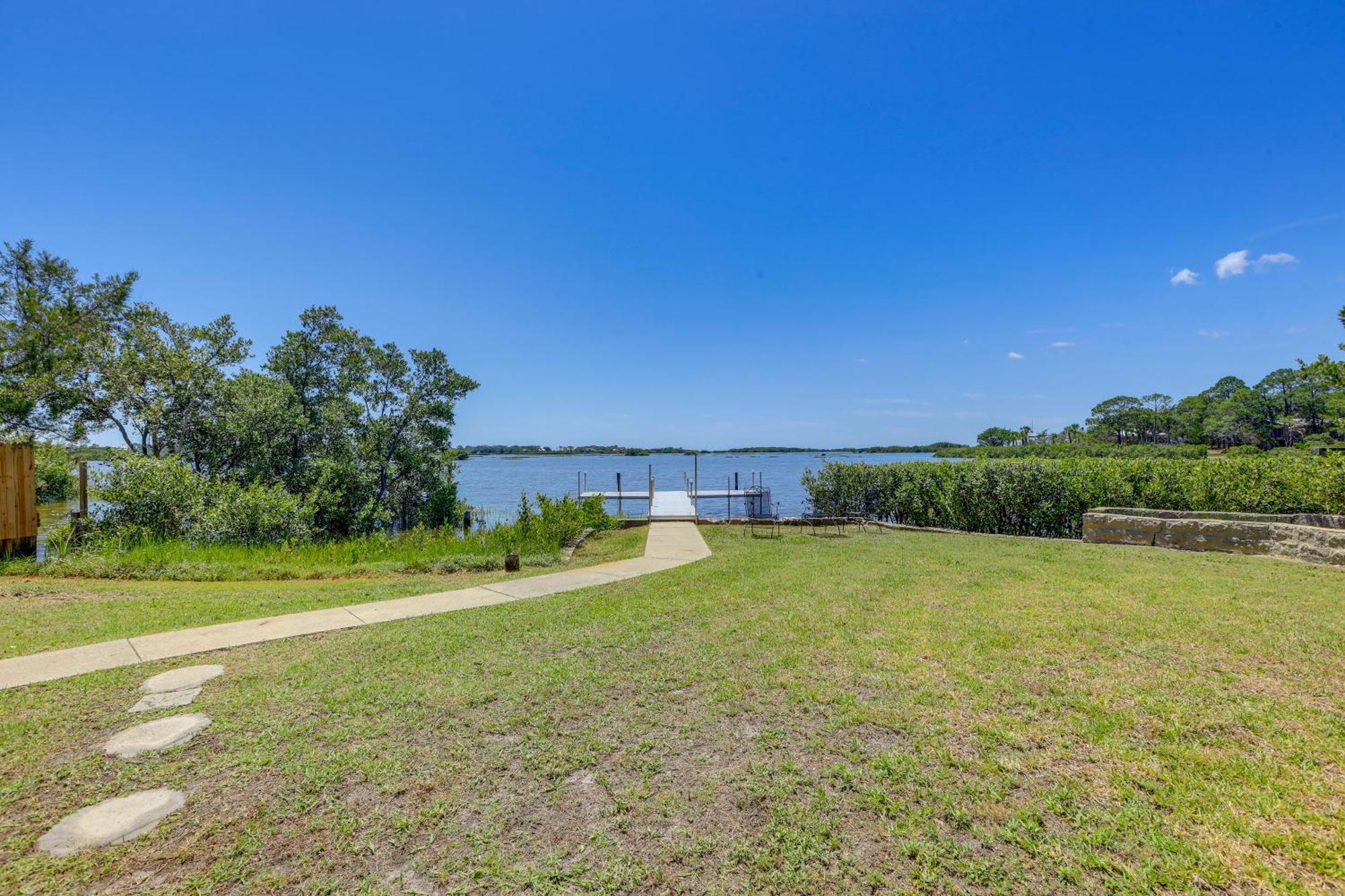 Waterfront Cedar Key Duplex Home Grill And Dock! Dış mekan fotoğraf